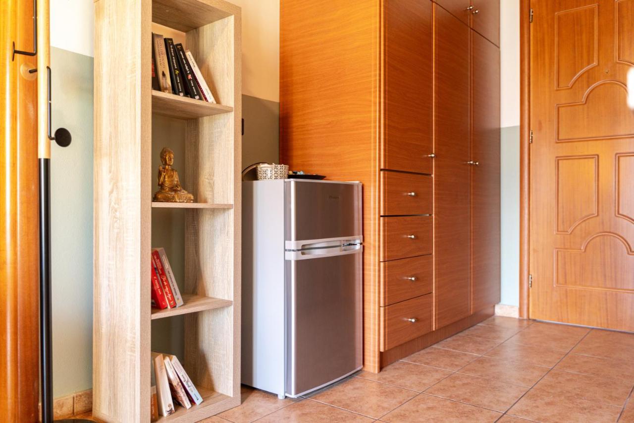 Eagle'S Nest City Apartments Aigio Esterno foto
