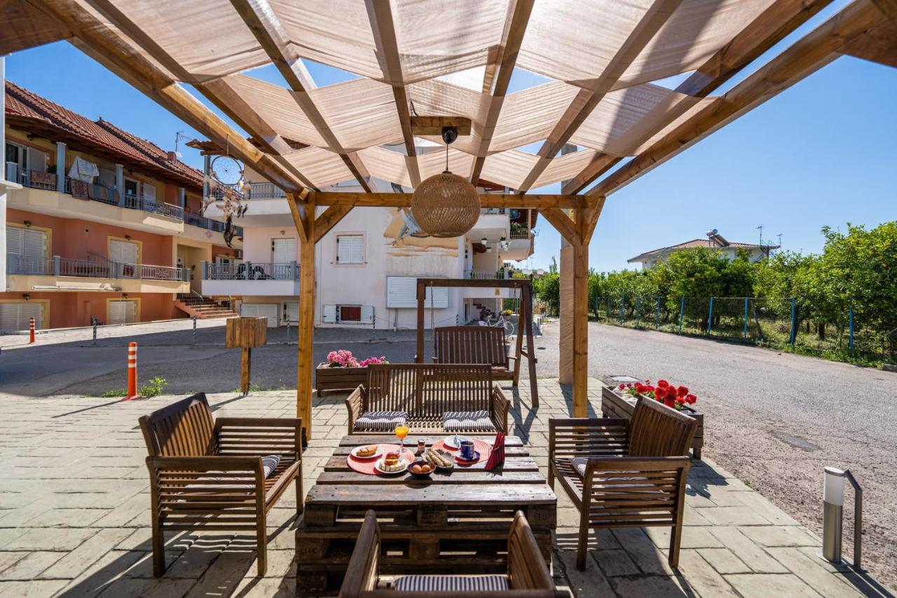 Eagle'S Nest City Apartments Aigio Esterno foto